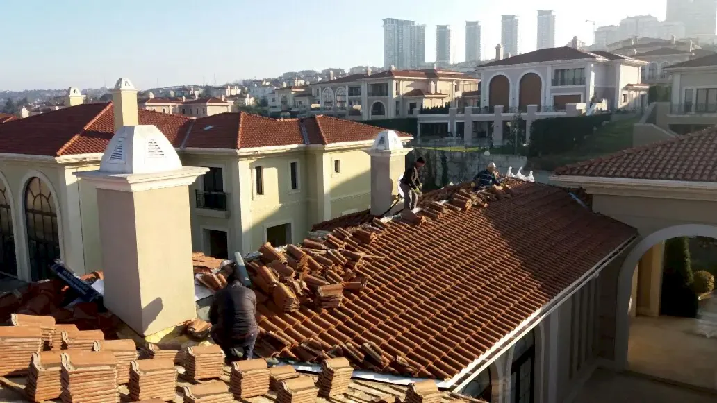 çatı tamiri