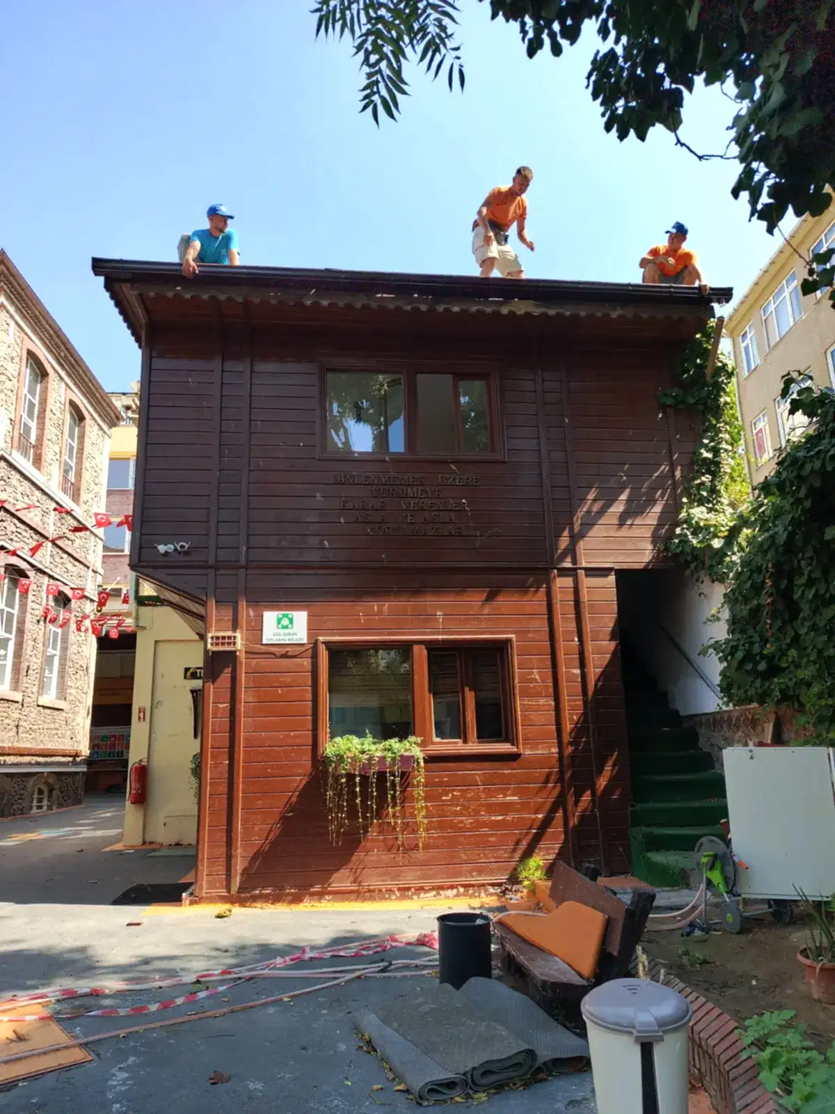 Sumqayıt Taş Koleji Çatı İzolasyonu ve Tadilatı 2
